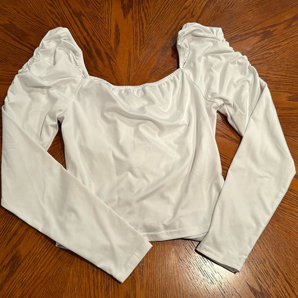 Ivory Rouched Top - Picture 2 of 3